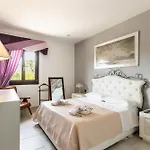 Badessa נוטו