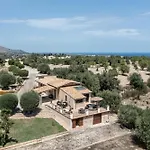 Badessa וילה נוטו